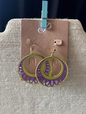 Plunder Lime Green and Violet Filigree Hoop Earrings